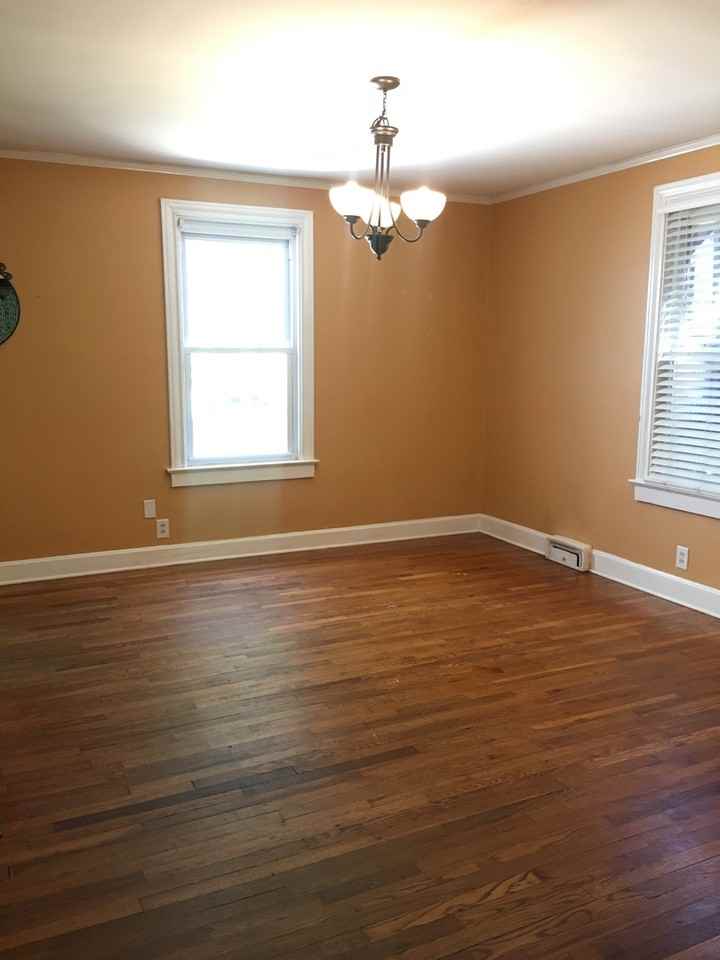 522 Grove Rd - Photo 5 of 11