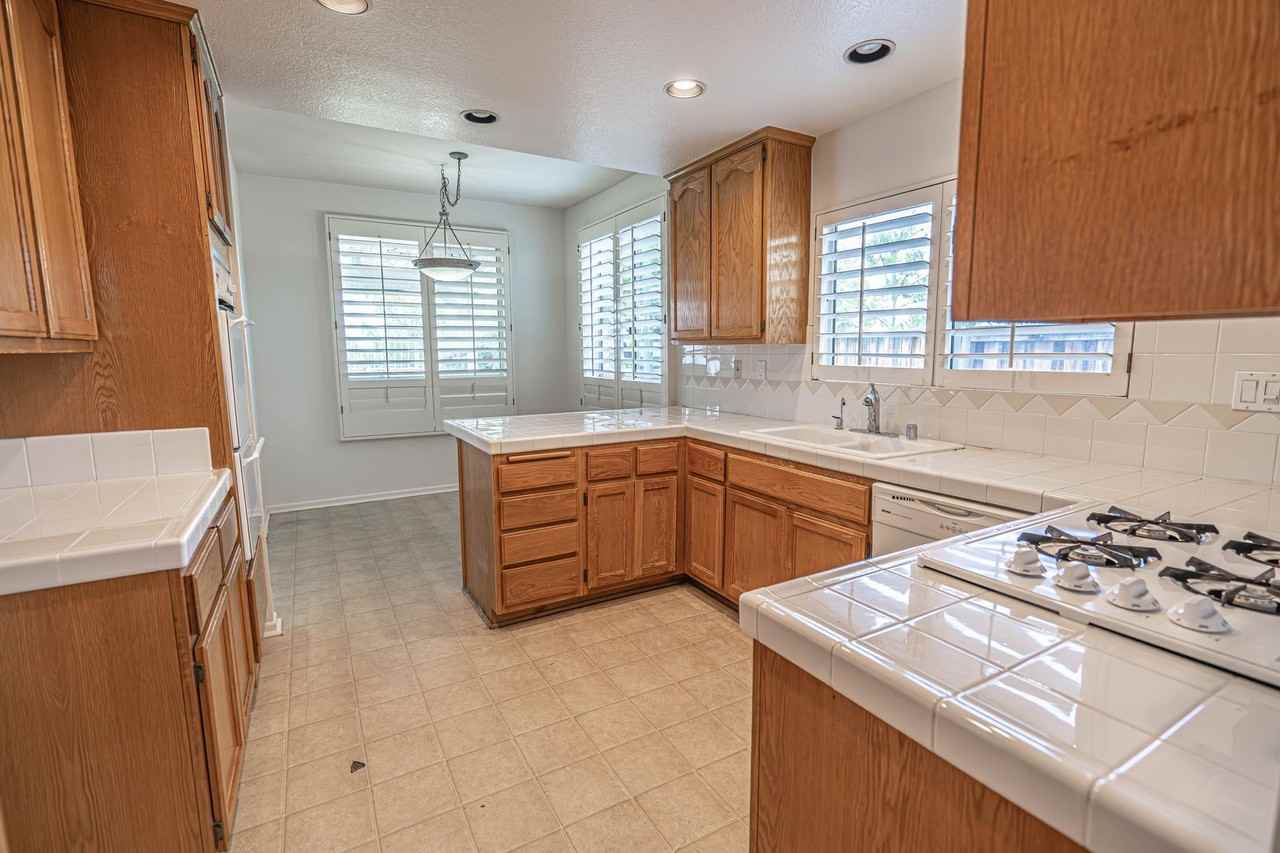 18618 El Dorado Ct - Photo 6 of 26