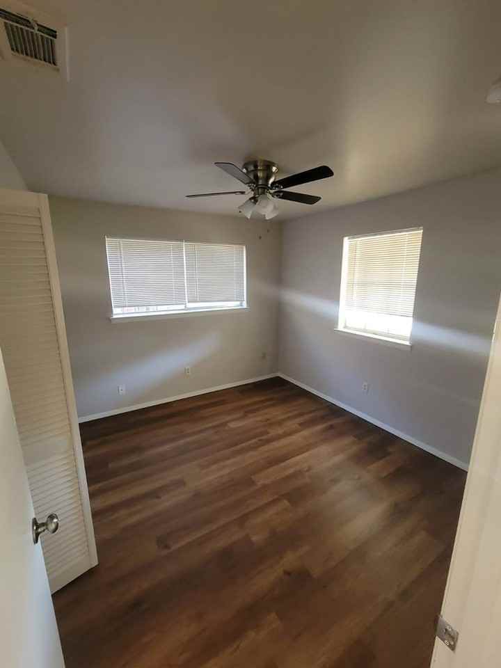 2217 Druid Dr - Photo 3 of 14
