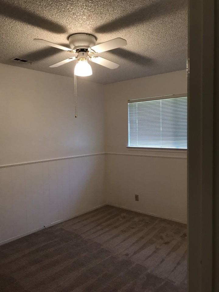 8417 Edgefield Way - Photo 5 of 15
