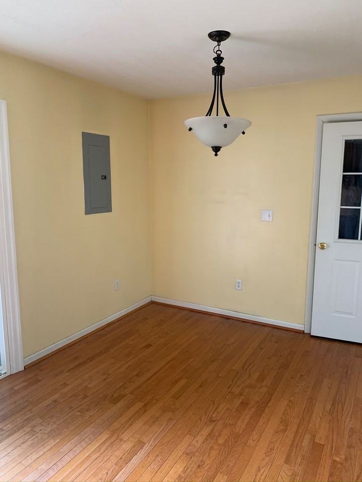 535 Fairview Pl - Photo 2 of 21