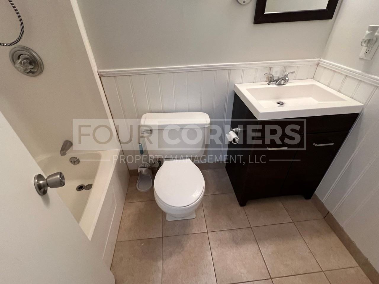 1409 Waterloo Dr - Photo 5 of 10