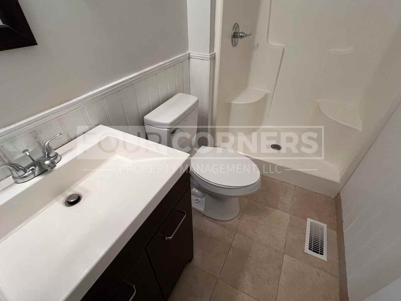 1409 Waterloo Dr - Photo 7 of 10