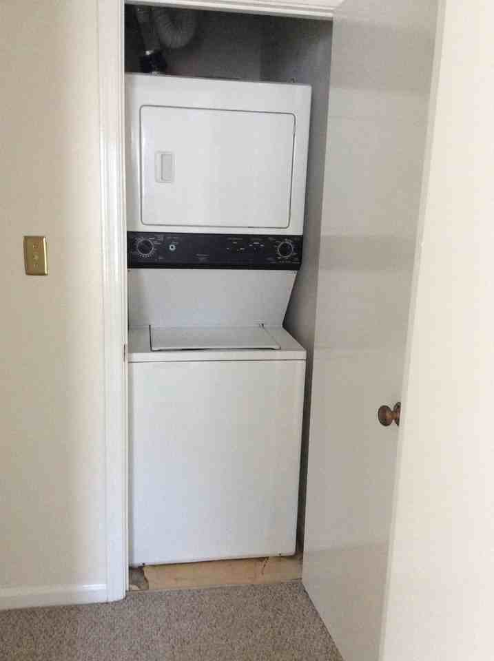 620 Shoreham Ct #204 - Photo 6 of 12