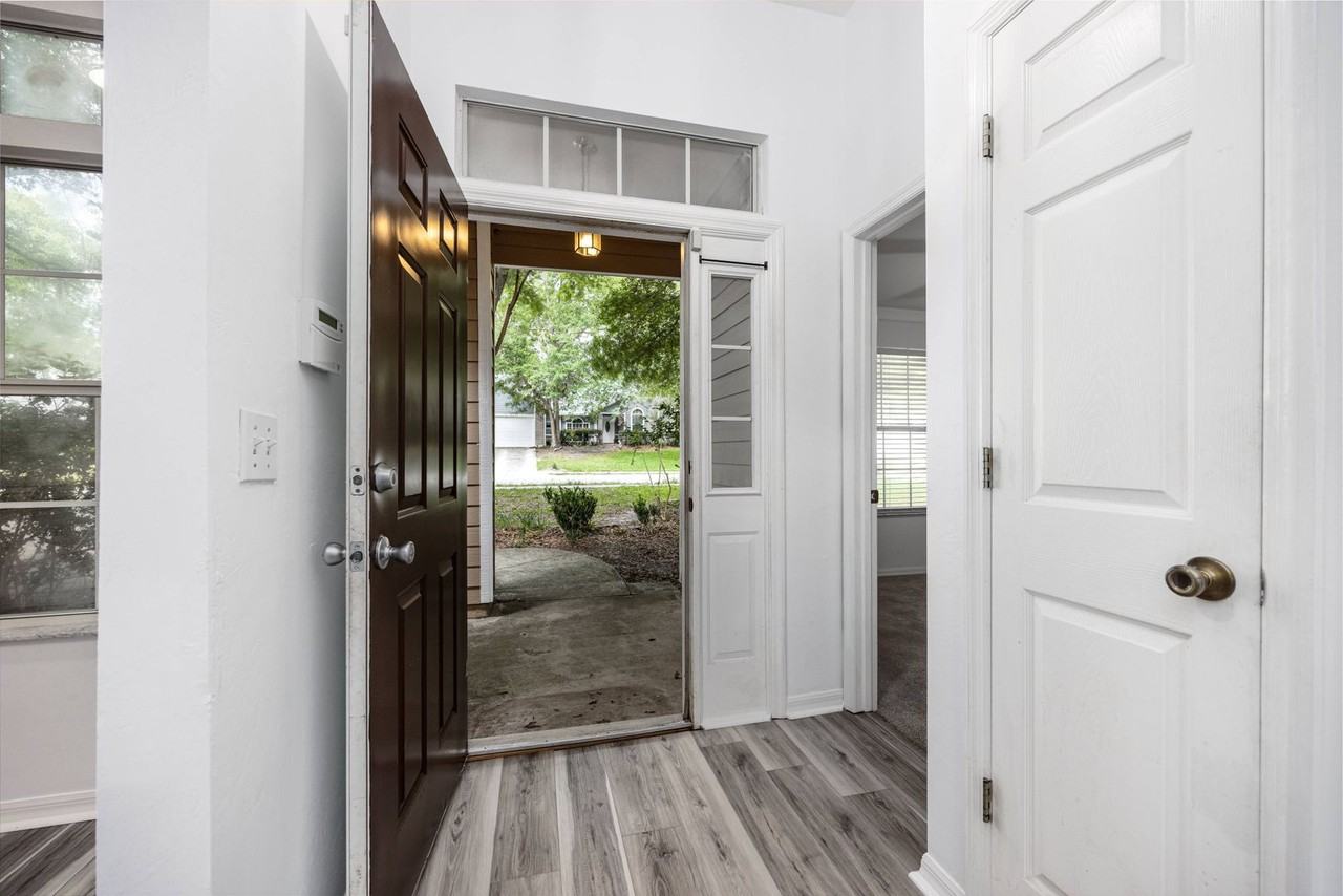6106 Sw 85th St - Photo 4 of 24
