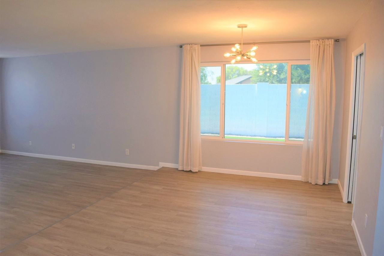 2006 W Silvergate Dr - Photo 5 of 14