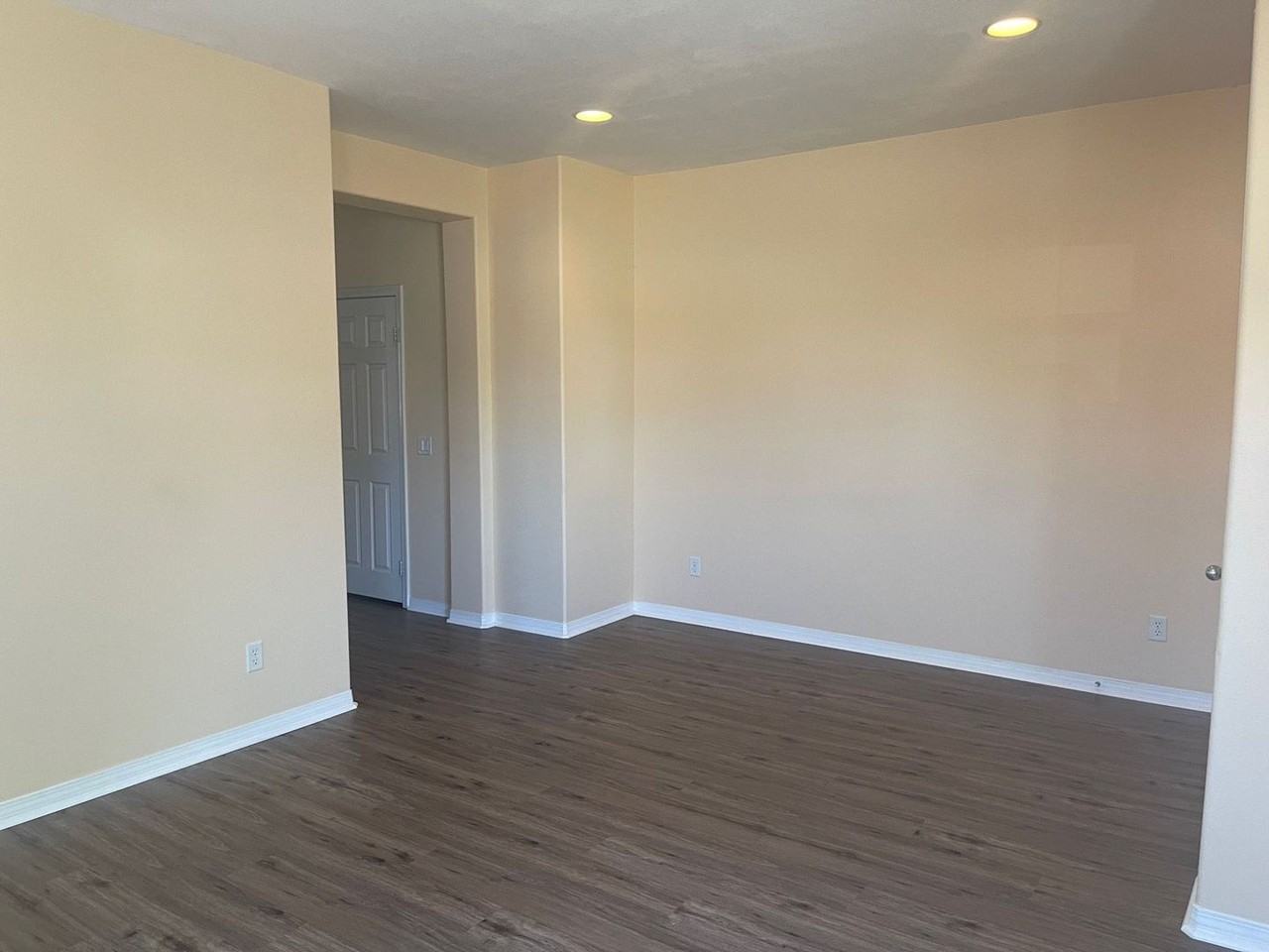 2415 Arboretum Ave - Photo 5 of 23