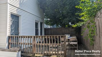 featured image of 6 Bayard St