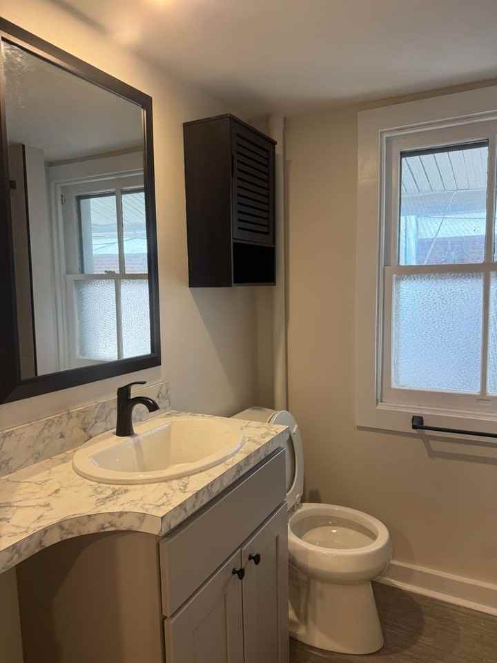 233 N Market St #2 - Photo 4 of 19