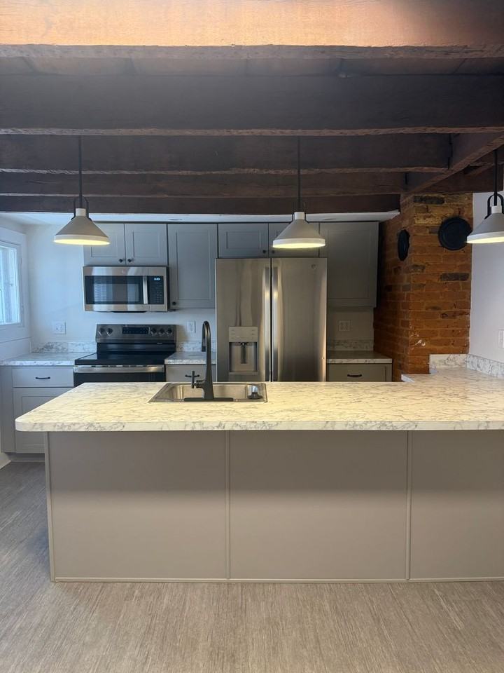 233 N Market St #2 - Photo 7 of 19