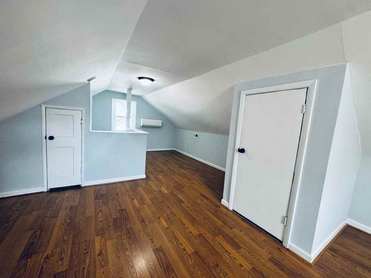 1307 Fort Manor Dr - Photo 5 of 13