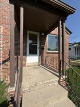 1/2 off 1st mo. rent! Duplex with partially finished basement! 1 - Photo 1 of 1