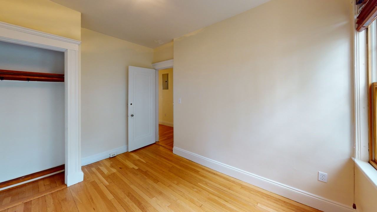 22 Alton Ct #2 - Photo 2 of 19
