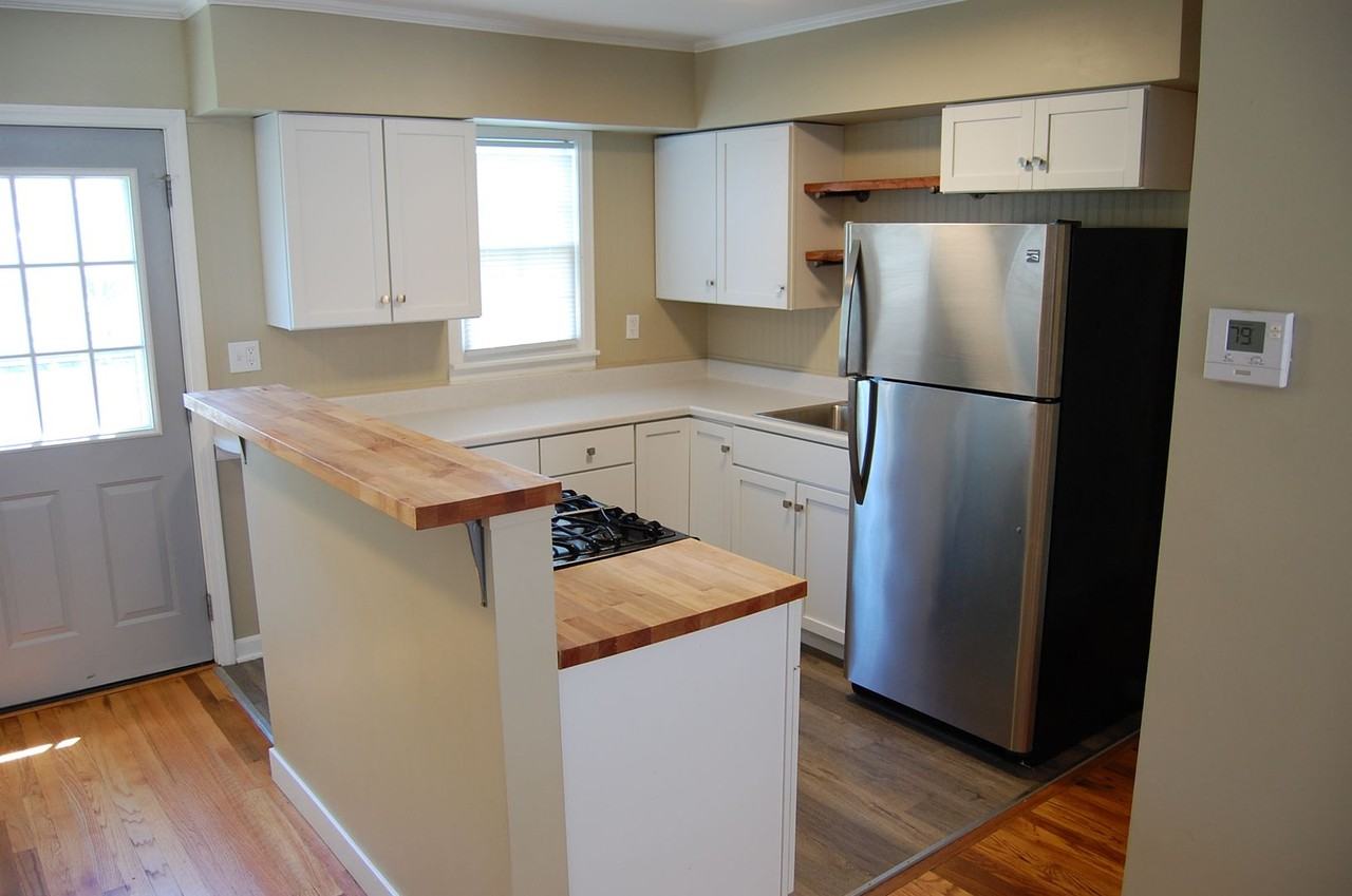 2620 Sumner St - Photo 6 of 12