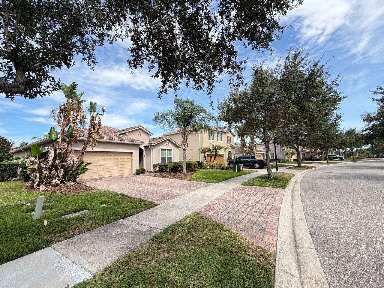 11867 Padua Ln - Photo 3 of 50