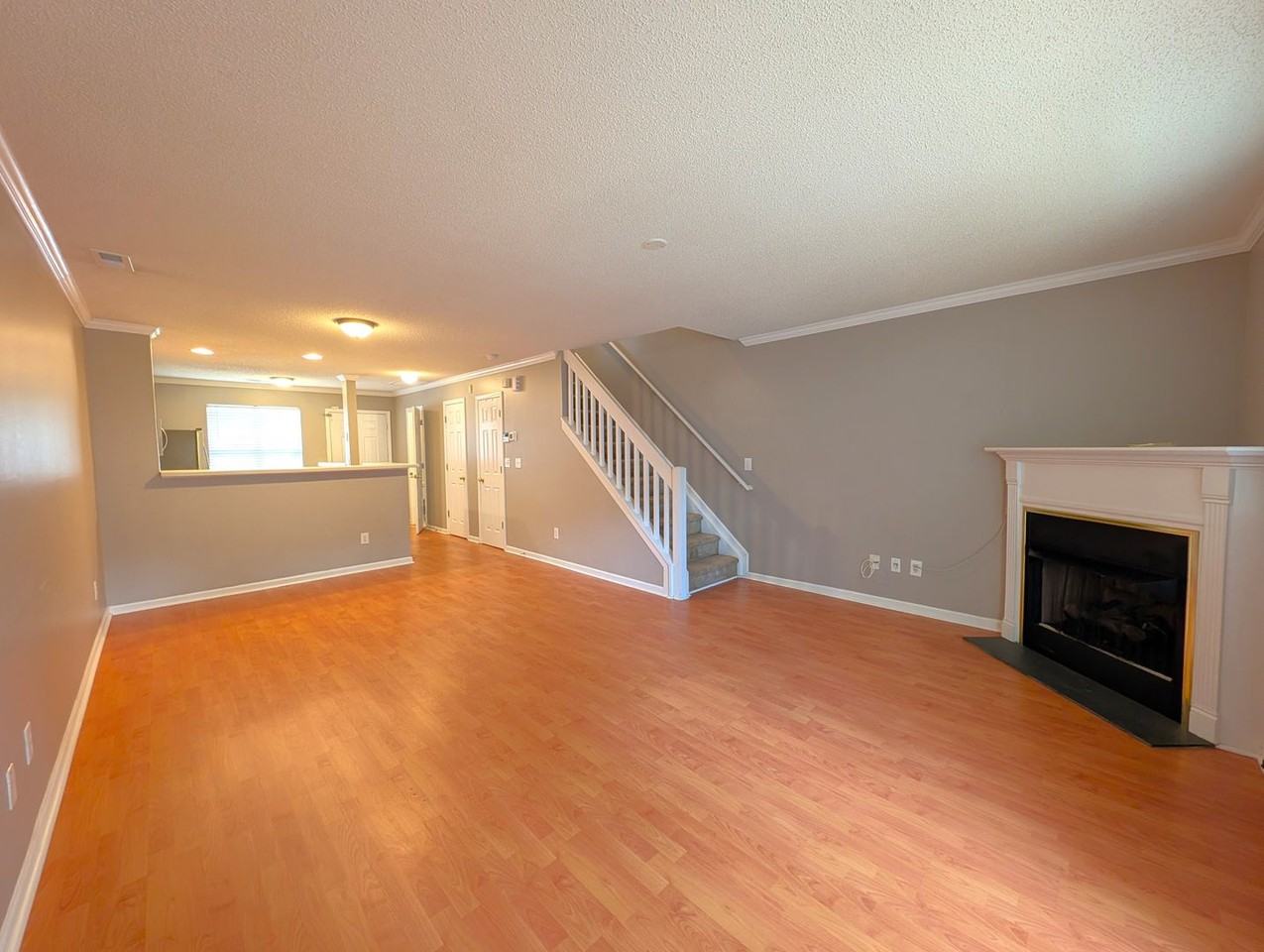 13612 Meade Glen Ct - Photo 6 of 18