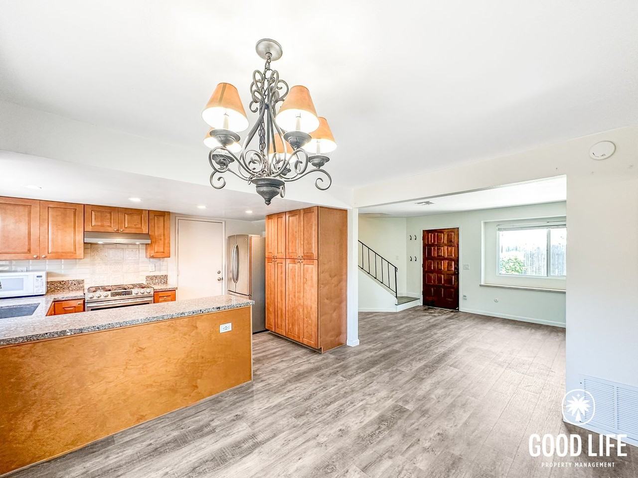 517 4th Ave #2 - Photo 3 of 26