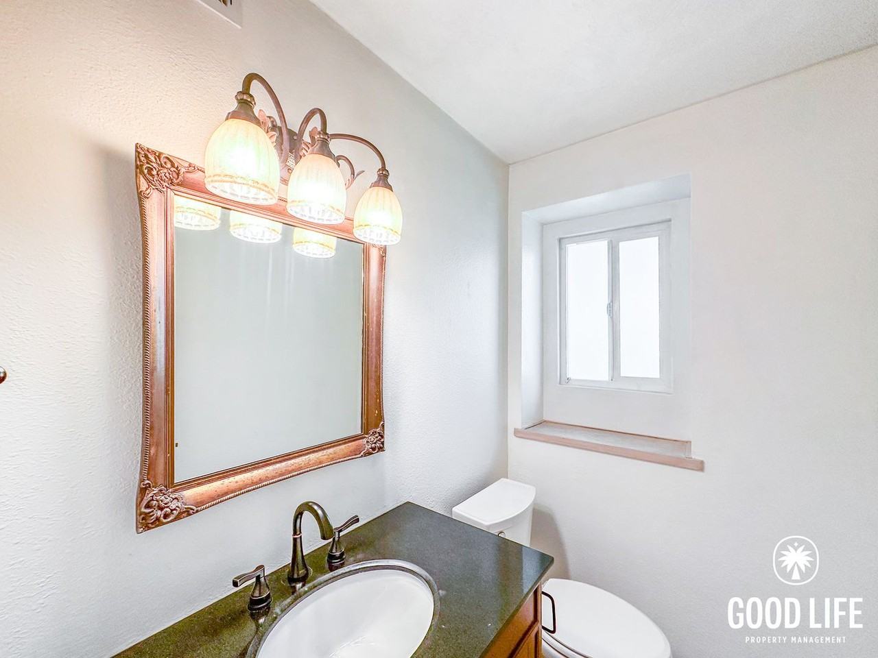 517 4th Ave #2 - Photo 6 of 26