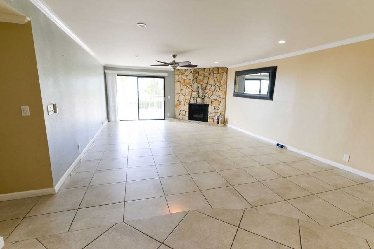 2501 S El Camino Real #202 - Photo 4 of 23
