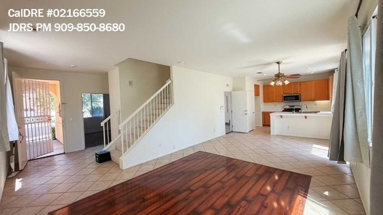 7371 Correspondence Dr - Photo 3 of 15