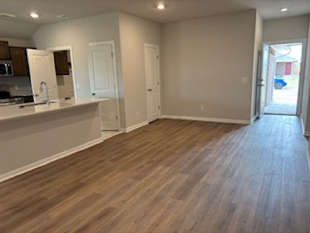 2945 Nw 195th St - Photo 3 of 14