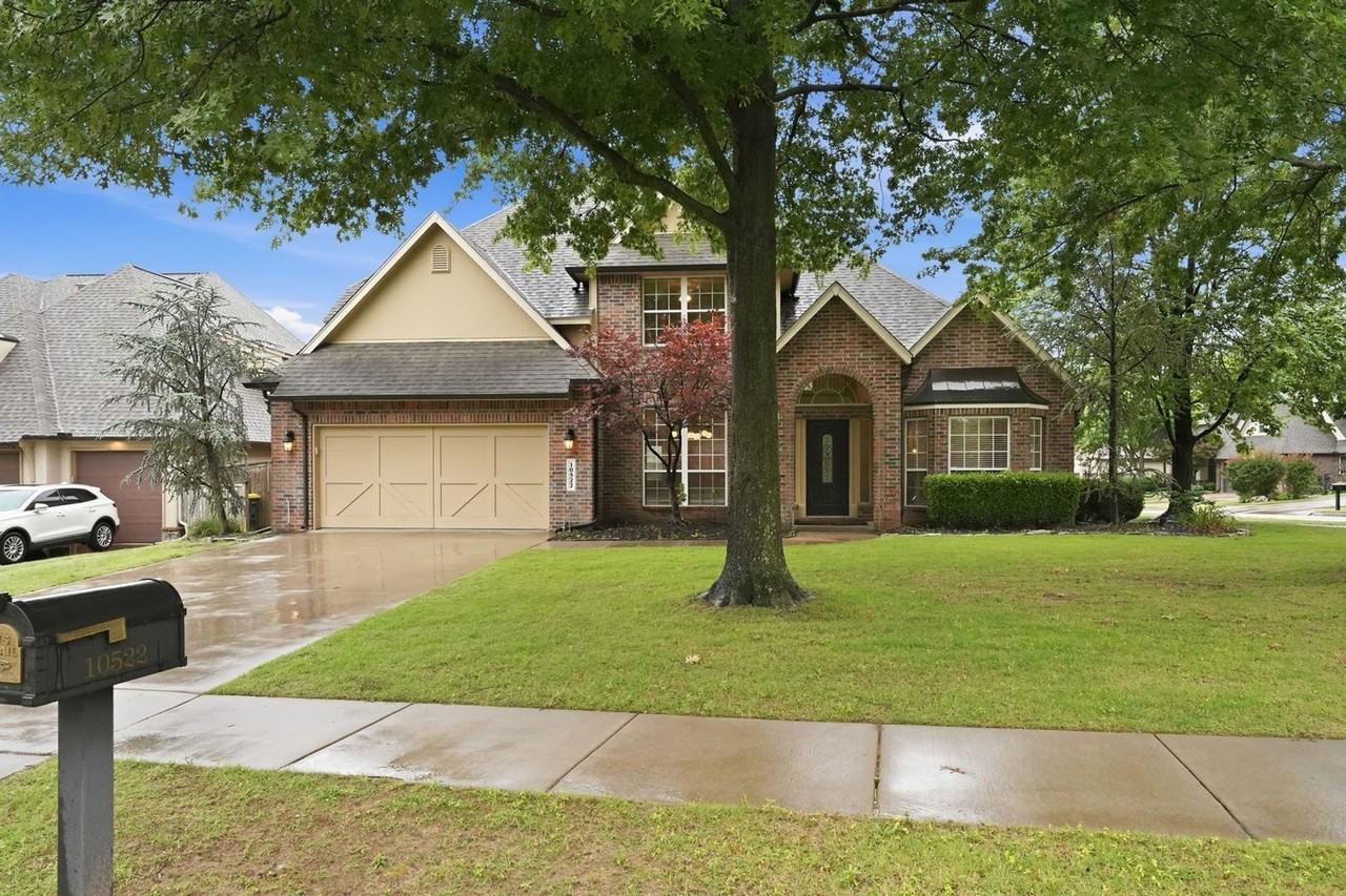 10522 S 92nd East Cir - Photo 2 of 32