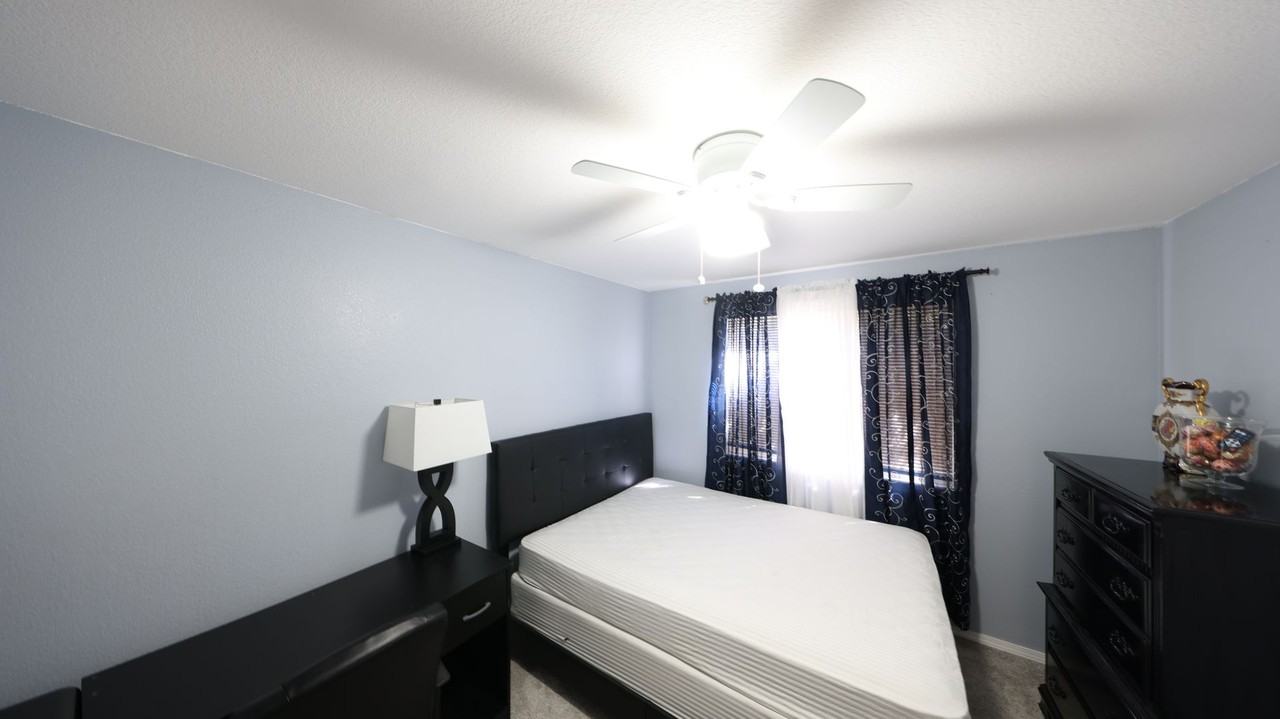 2508 Sw Talon Loop - Photo 7 of 10