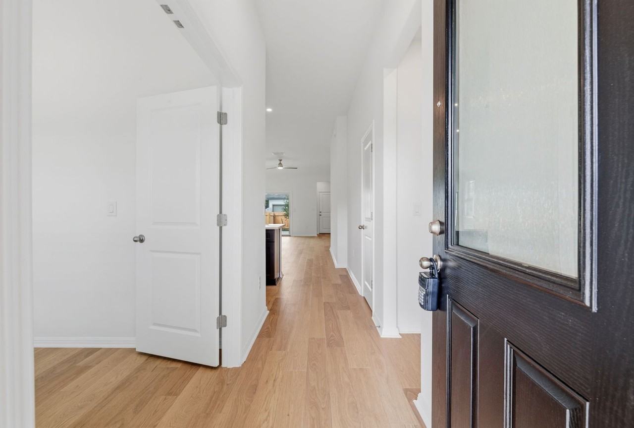 183 Glocken Ln - Photo 7 of 45