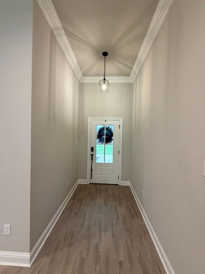 277 Saint Edmunds Way - Photo 3 of 33