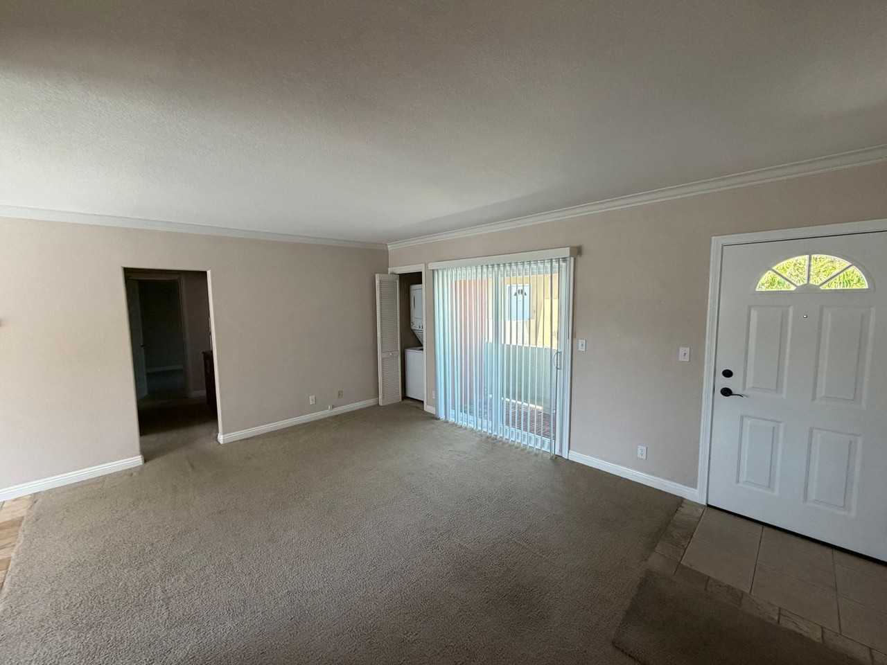 4437 Mentone St #8 - Photo 3 of 10