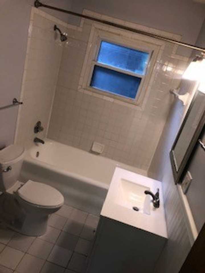 3558 Washington Blvd #2 - Photo 4 of 5