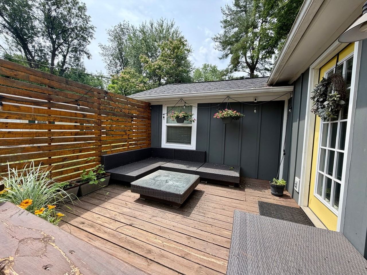 320 1/2 Meade Ave - Photo 4 of 39