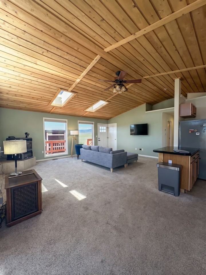 119 Bristlecone Ln - Photo 3 of 19