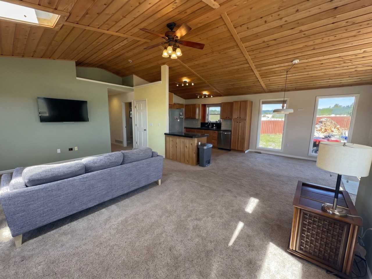 119 Bristlecone Ln - Photo 4 of 19