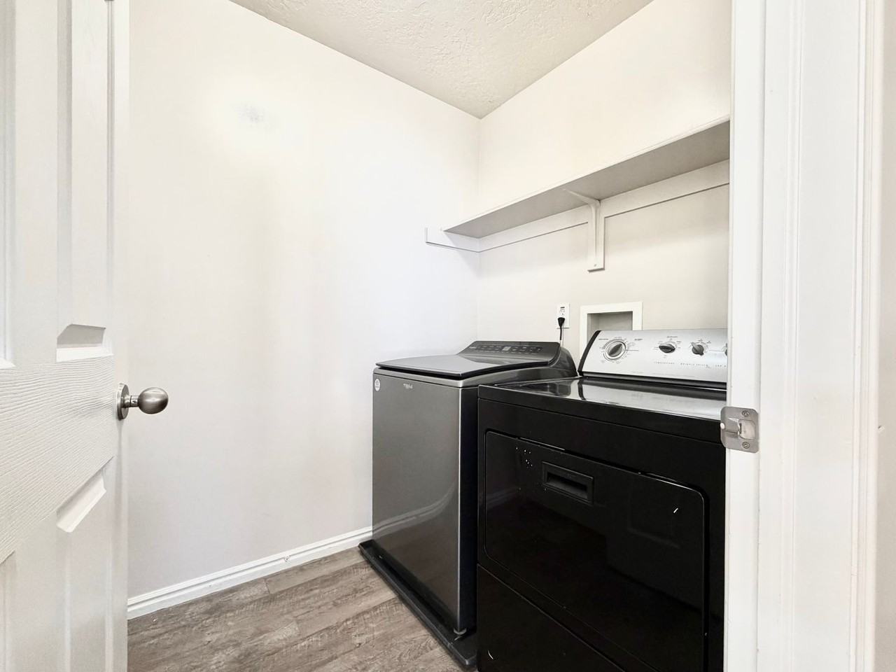6353 W Passenger Ln - Photo 6 of 23