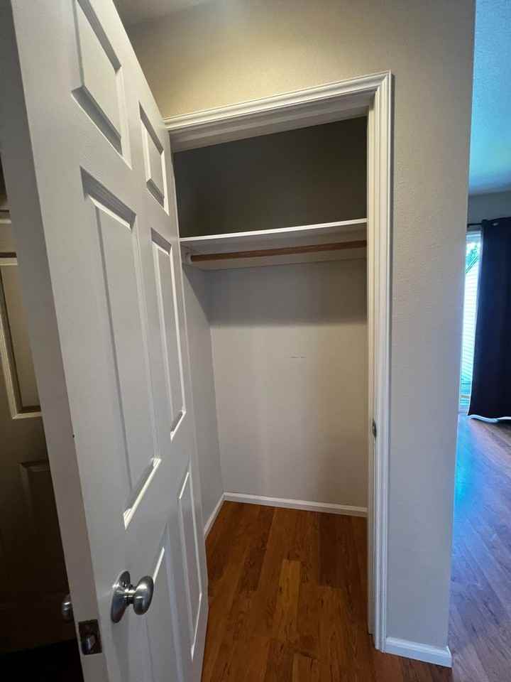 126 E Grover St - Photo 3 of 33