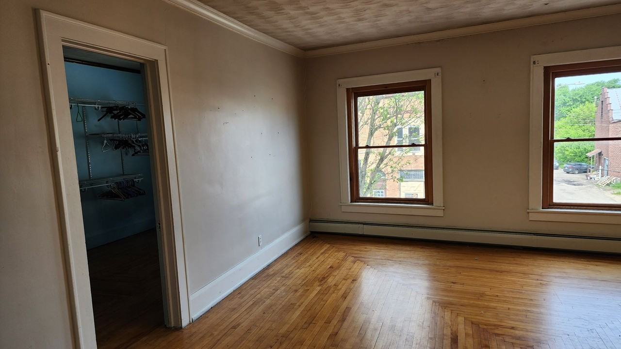18 Main St - Photo 3 of 29