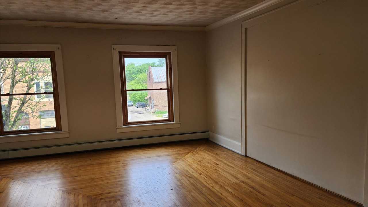 18 Main St - Photo 6 of 29