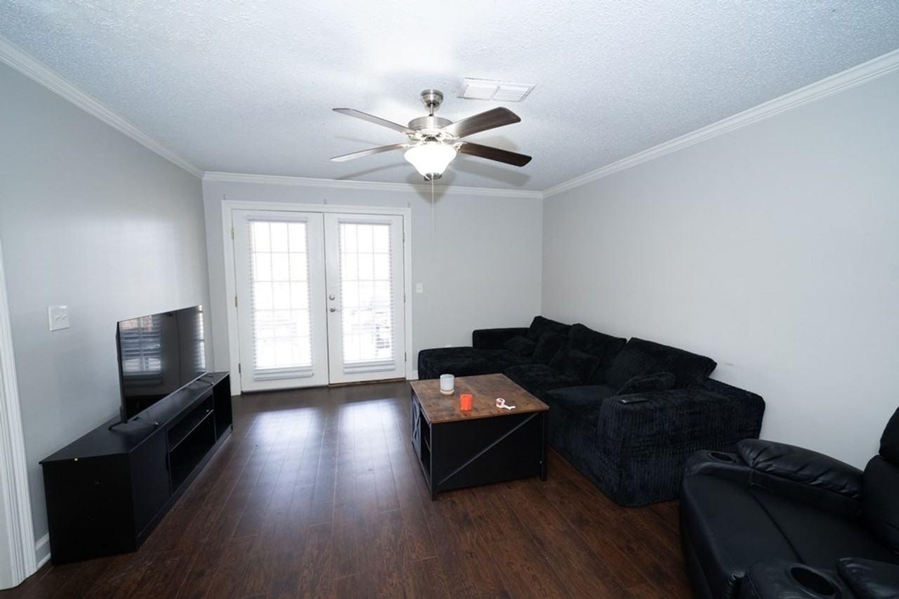 2112 Old Taylor Rd #B1 - Photo 2 of 8