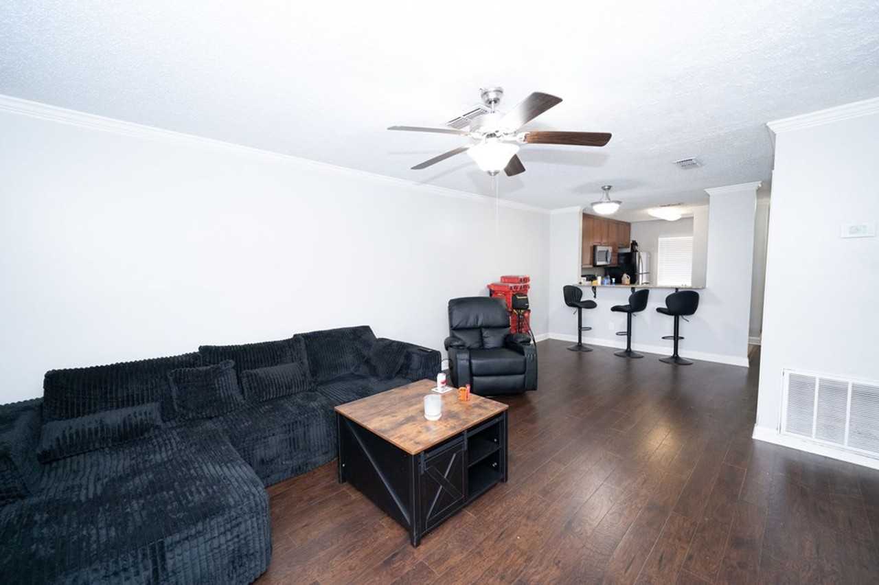 2112 Old Taylor Rd #B1 - Photo 3 of 8