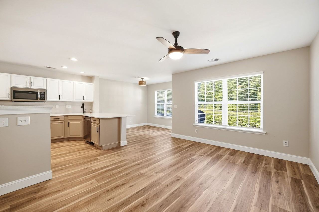 11112 Saintsbury Pl - Photo 7 of 45