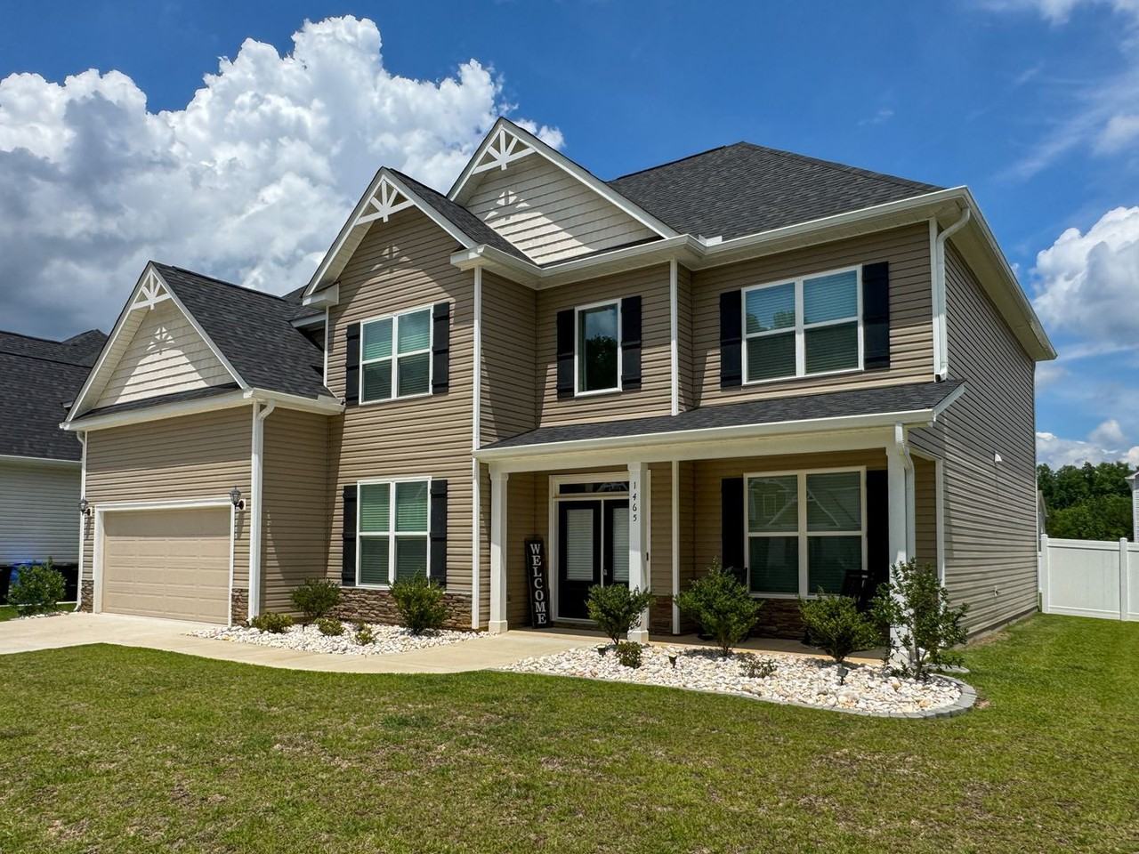 1465 Draw Bridge Ln - Photo 2 of 44