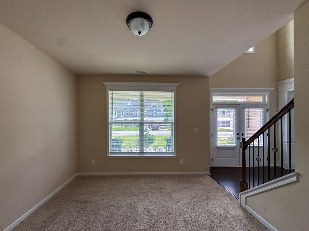 1465 Draw Bridge Ln - Photo 4 of 44