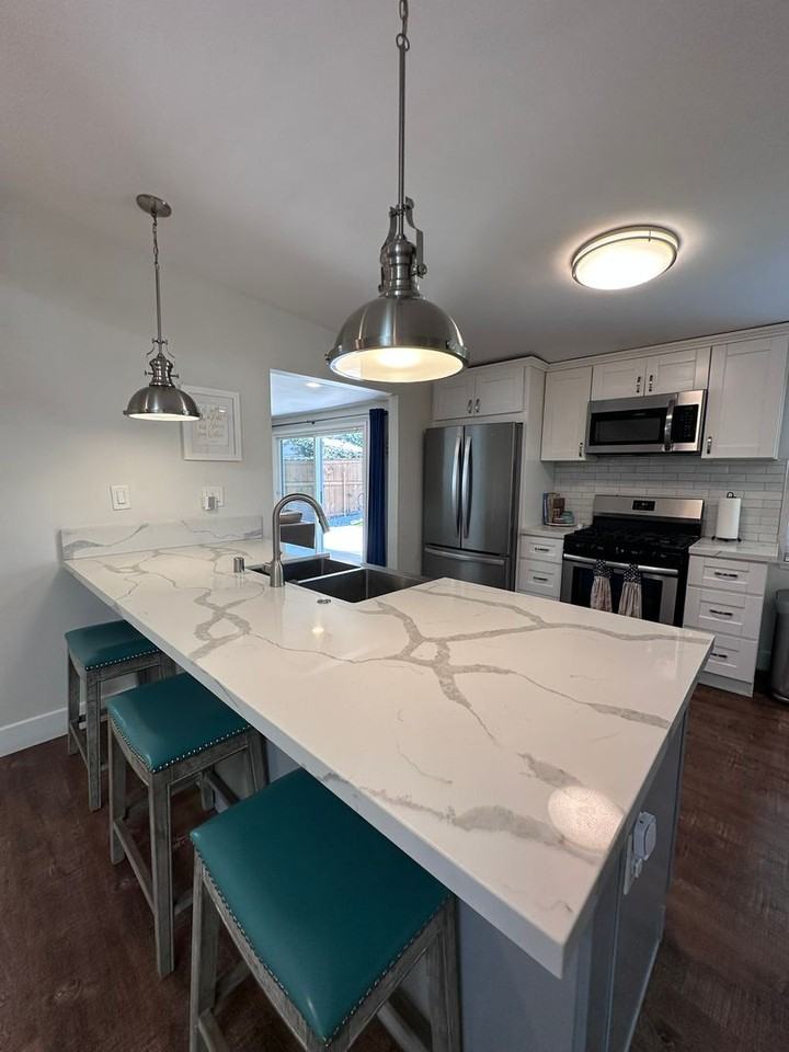 1210 Hemlock Ave - Photo 5 of 34