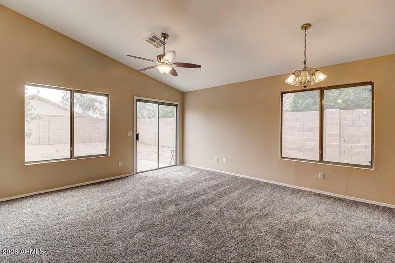 14916 W Acapulco Ln - Photo 4 of 29