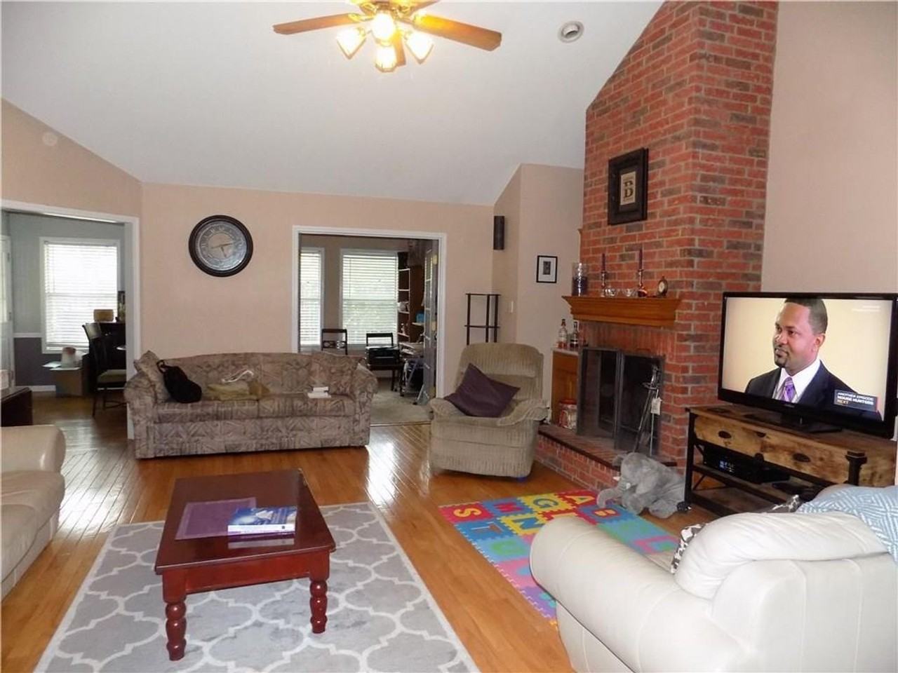 2306 Raintree Path - Photo 4 of 15