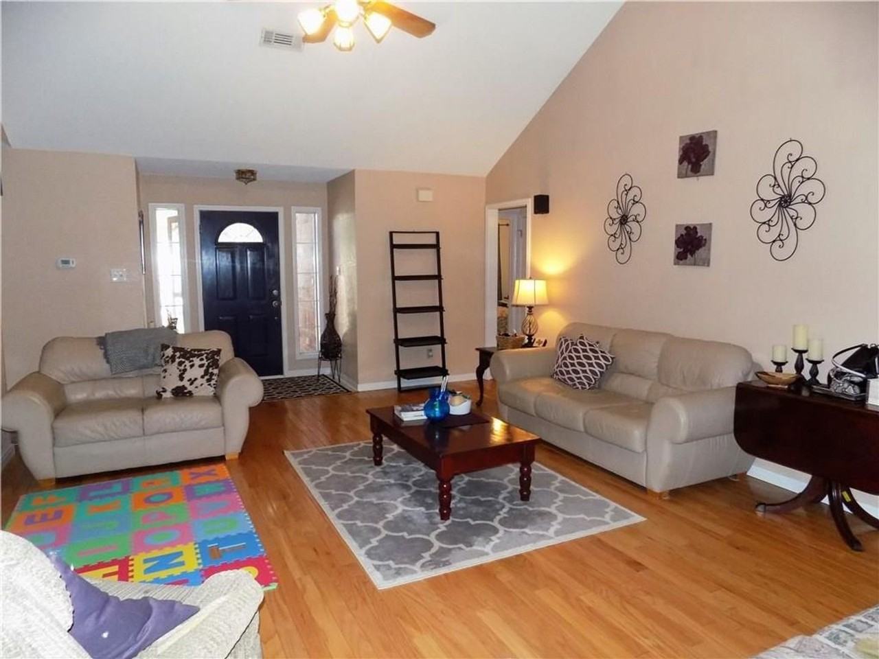 2306 Raintree Path - Photo 5 of 15