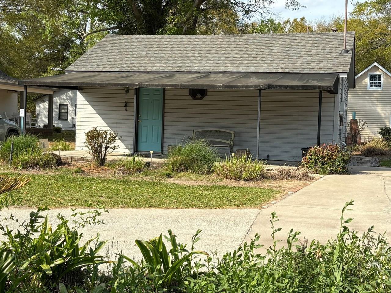 123 S Zetterower Ave - Photo 4 of 12
