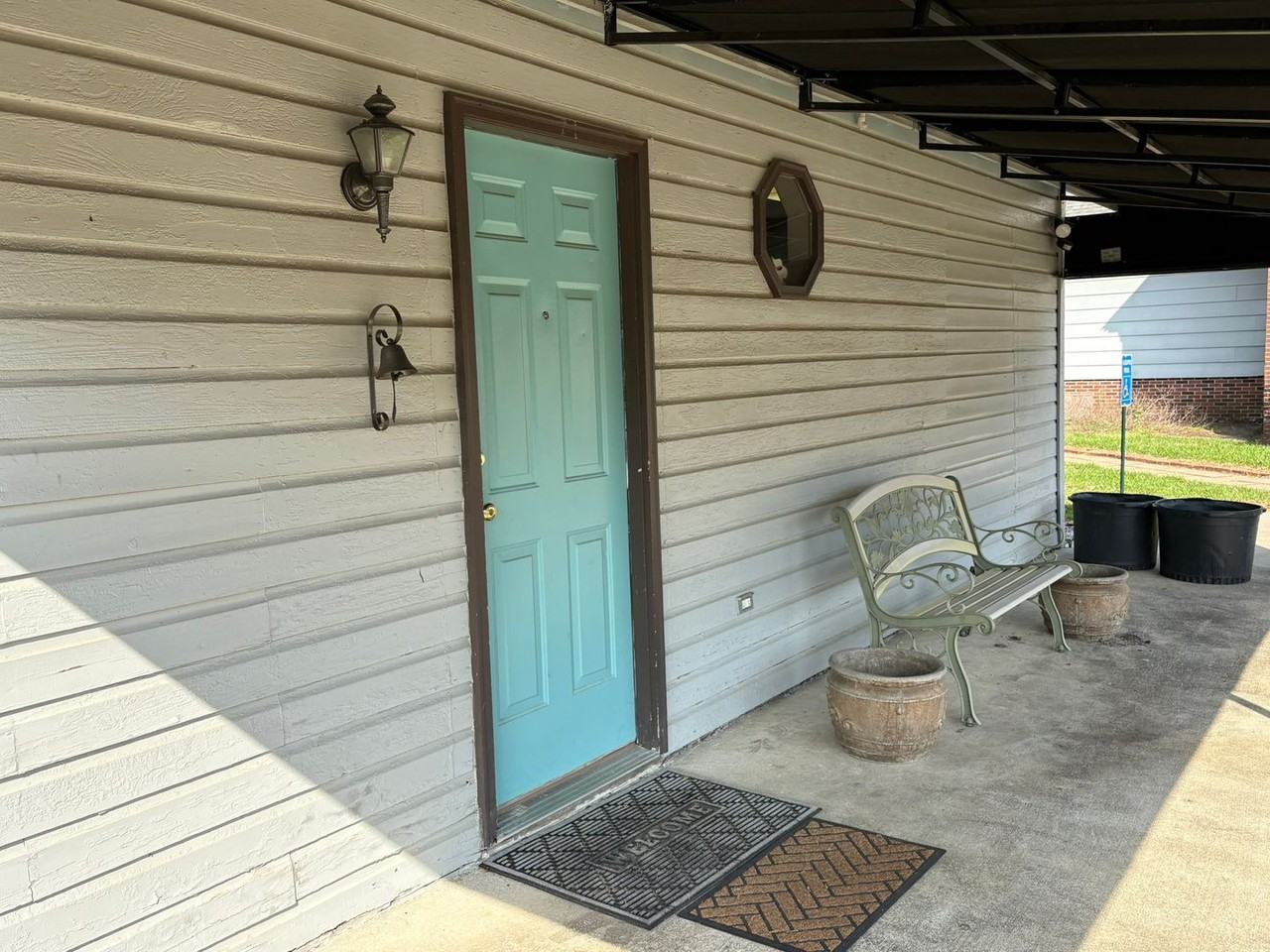 123 S Zetterower Ave - Photo 5 of 12