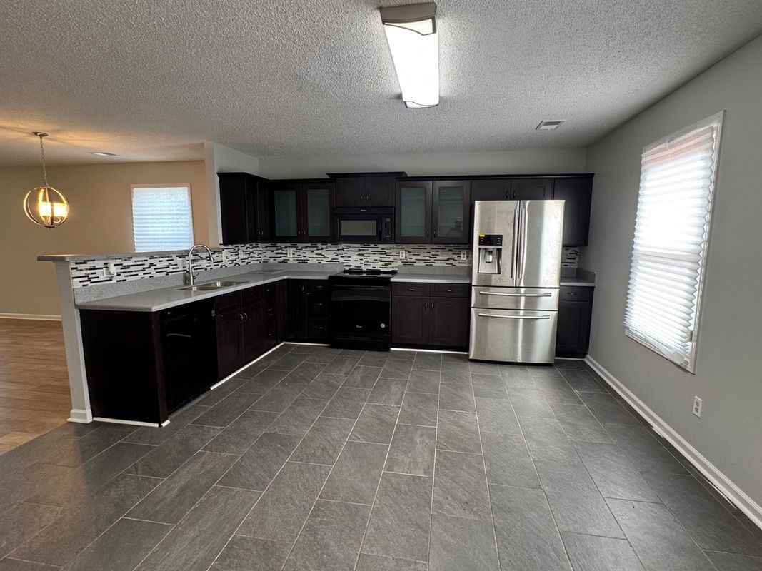 500 Castle Ridge Dr - Photo 6 of 23